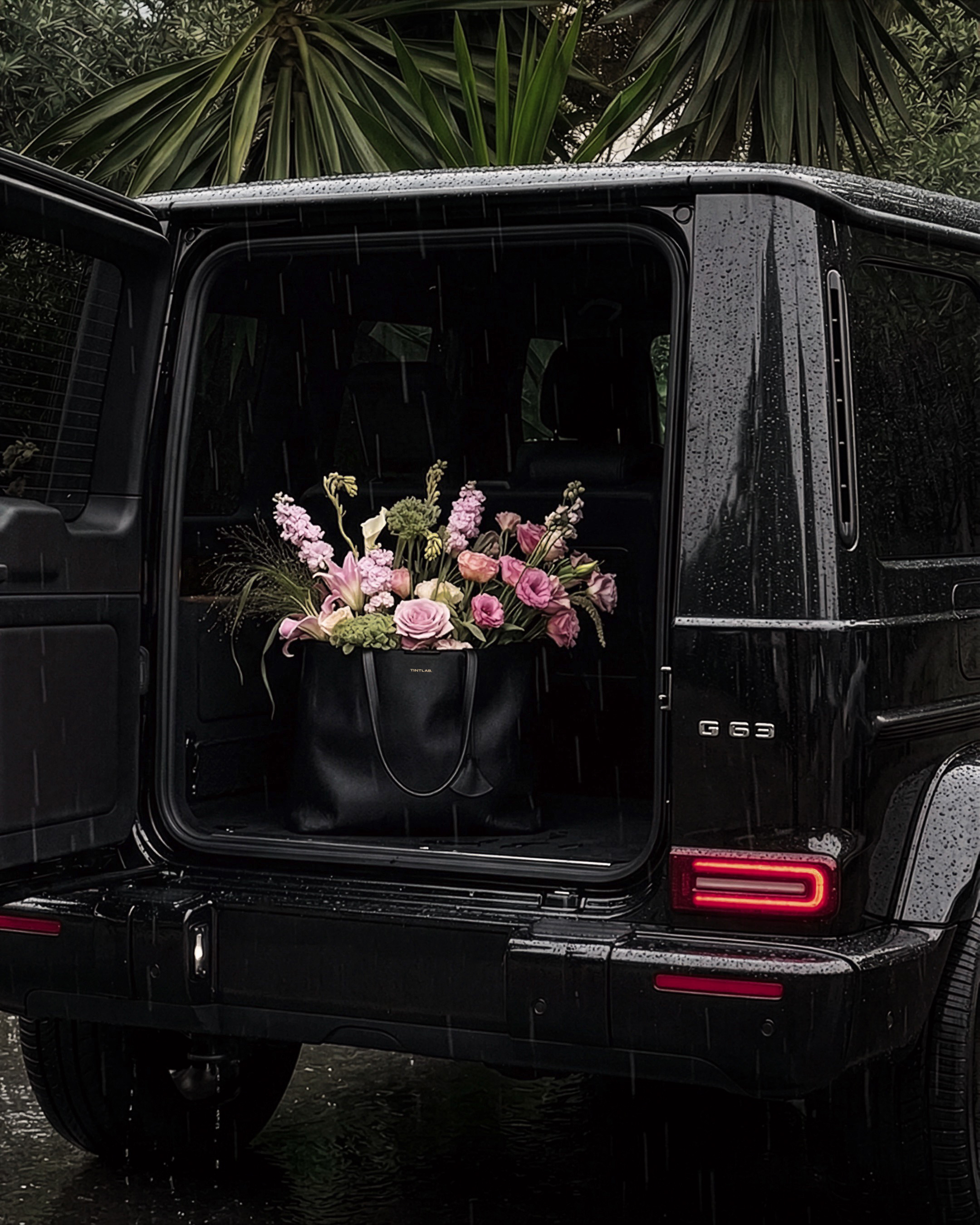 Tint Lab large leather tote bag